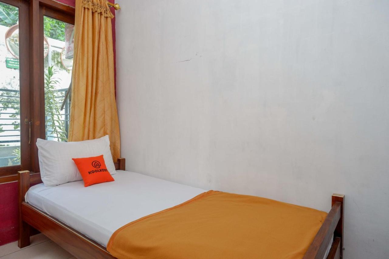 Koolkost Syariah Near Malioboro Area Hostel Yogyakarta Luaran gambar